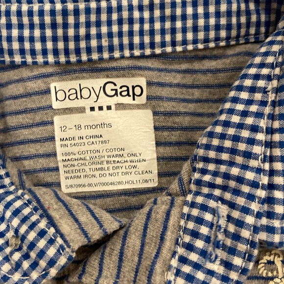 (5 for $25) Baby Gap 100% cotton long sleeve shirt - Picture 3 of 5